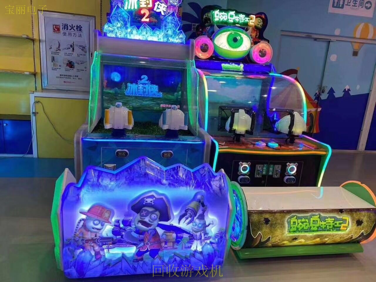 孩子落入直播间盲盒卡牌“陷阱”一个月花掉上万元(图1) 孩子落入直播间盲盒卡牌“陷阱”一个月花掉上万元(图1)